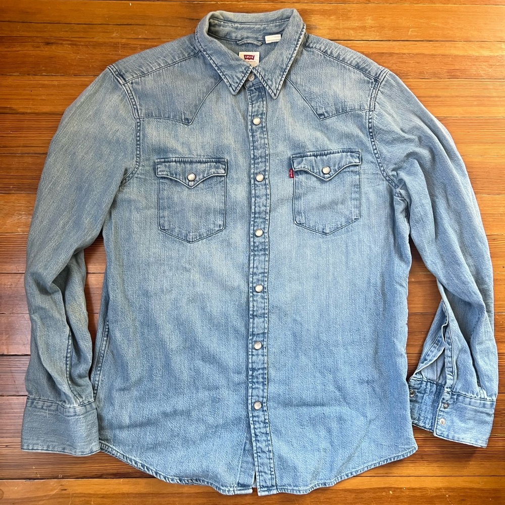 Levi’s Snap Front Western Denim Shirt M